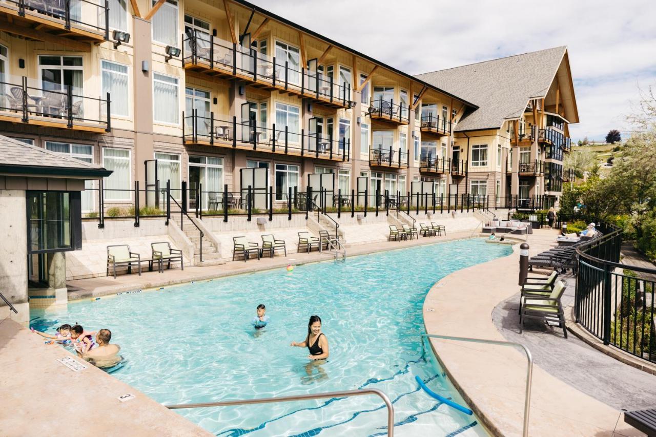 Summerland Waterfront Resort & Spa Bagian luar foto