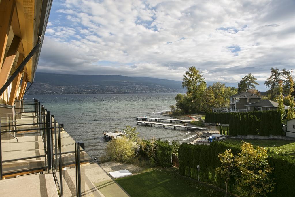 Summerland Waterfront Resort & Spa Bagian luar foto