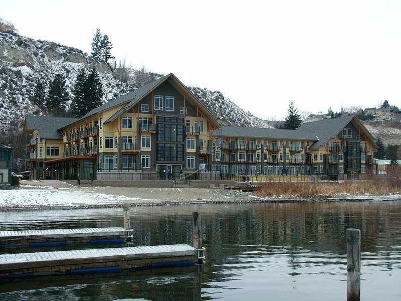 Summerland Waterfront Resort & Spa Bagian luar foto