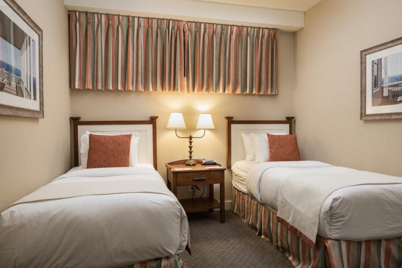 Summerland Waterfront Resort & Spa Bagian luar foto