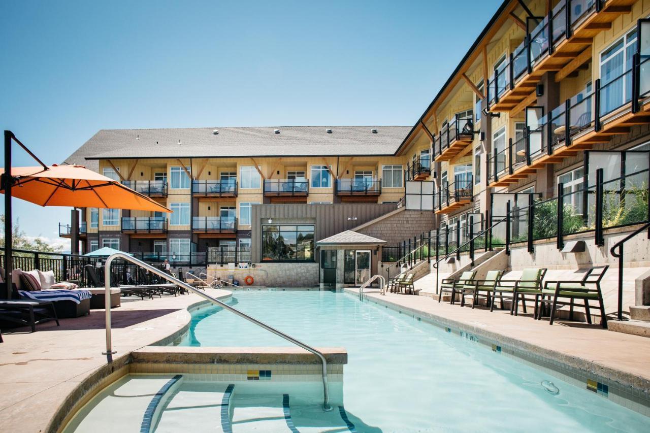 Summerland Waterfront Resort & Spa Bagian luar foto