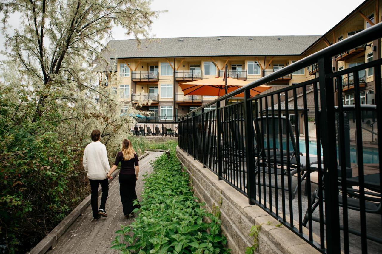 Summerland Waterfront Resort & Spa Bagian luar foto